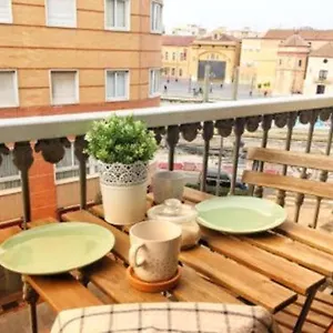 https://low-cost-room-balcony-malaga.hotelsinnerja.org